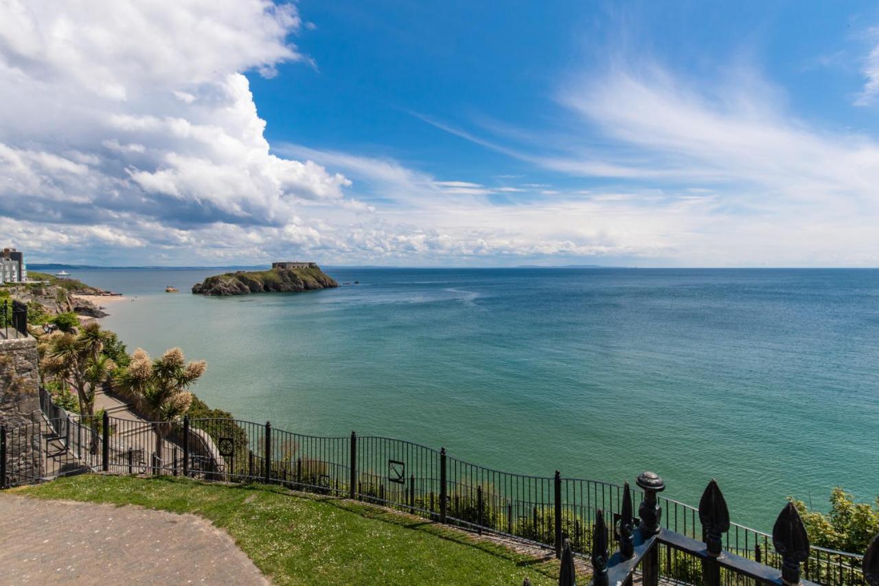 Top Sail - Beautiful Apartment, Minutes Walk To Beach And Town Centre Tenby Exterior foto